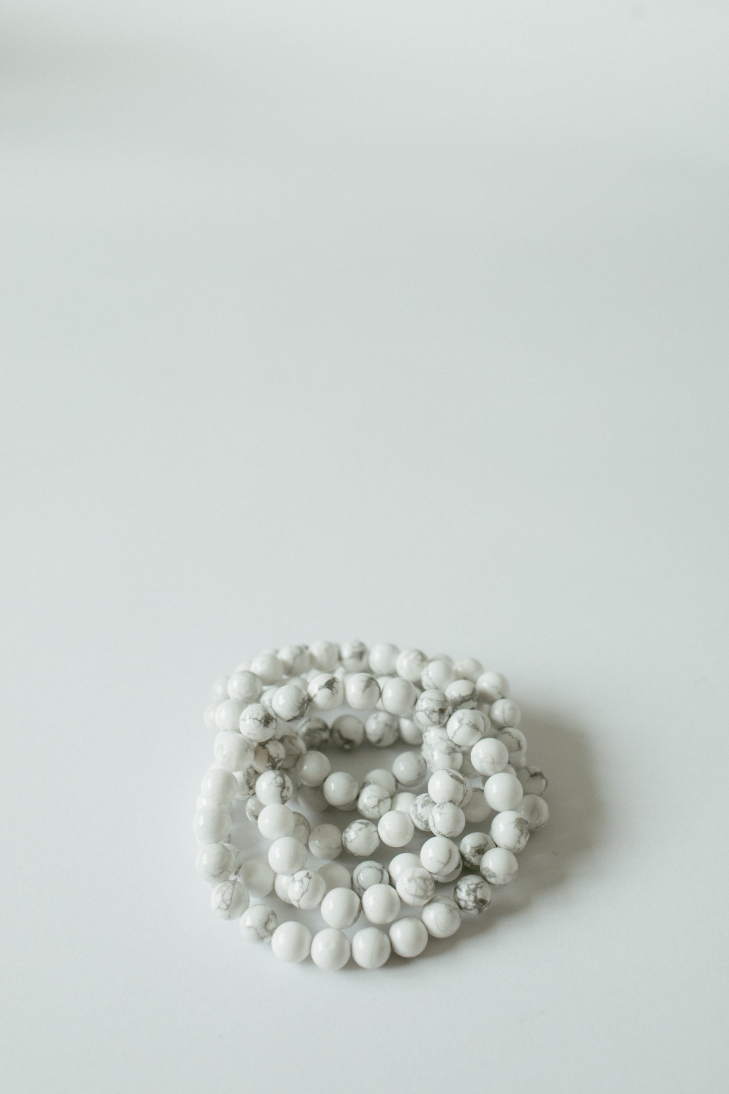 Polished Howlite Beaded Bracelet