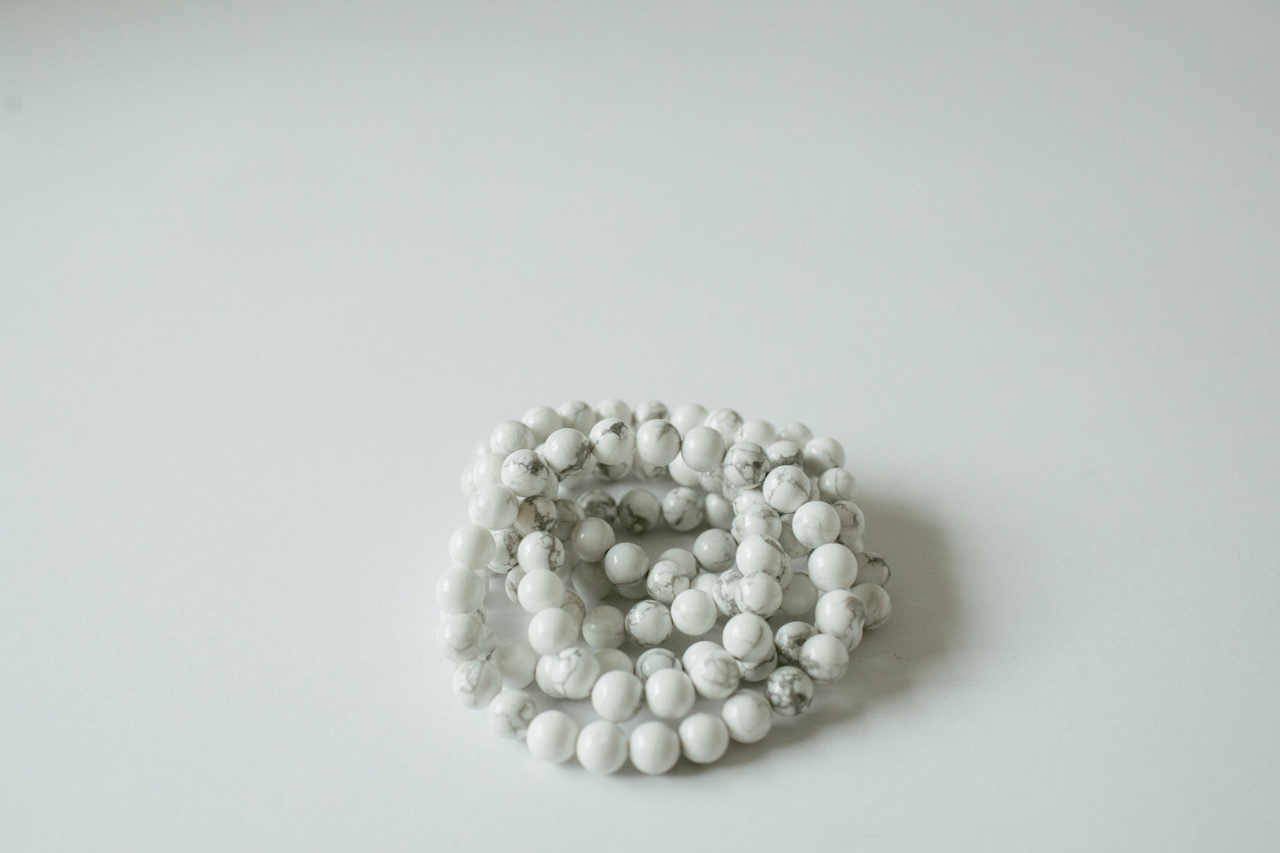 Polished Howlite Beaded Bracelet